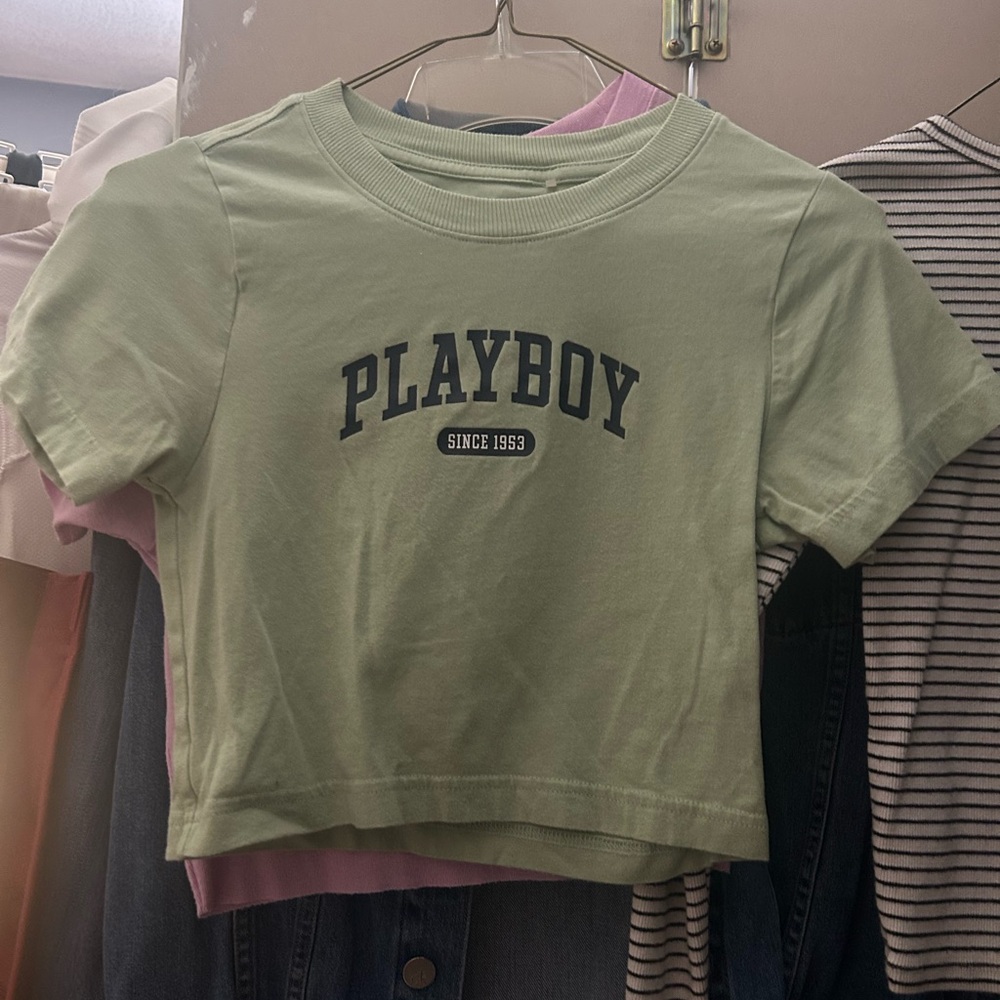 PLAYBOY Green Short Sleeve Tee Casual Cropped